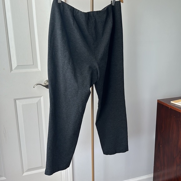 J. Jill Dark Gray Women's Cropped Pants - Picture 4 of 4